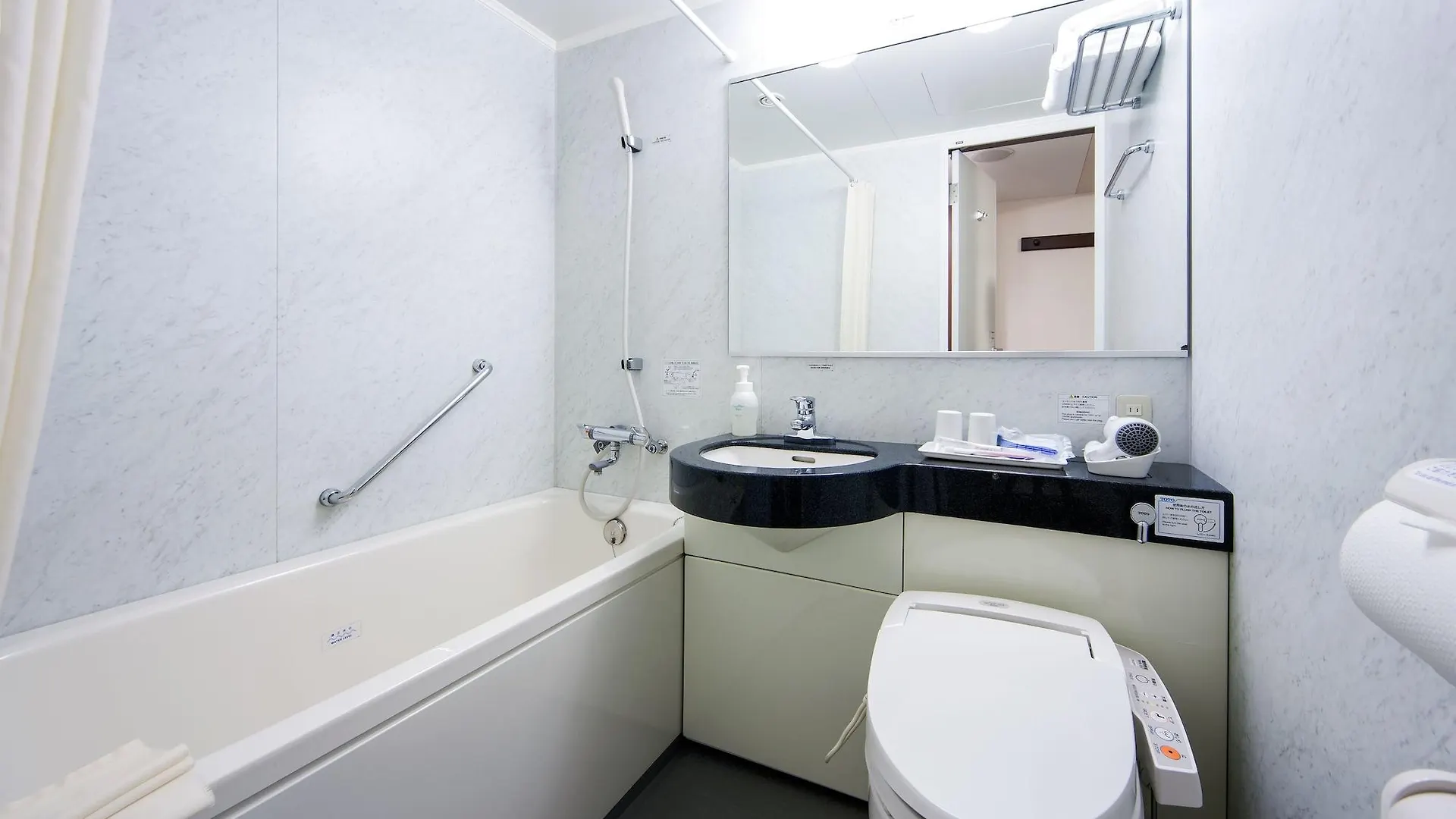 Daiwa Roynet Hotel Kobe Sannomiya 3*,  Japan